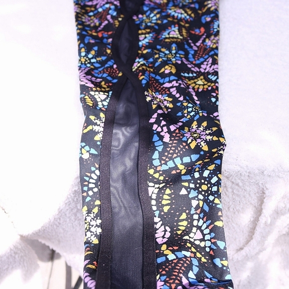 FREE PEOPLE MOVEMENT Liza Illusion Quick Dry High Rise Work out Leggings, Medium - Picture 5 of 9